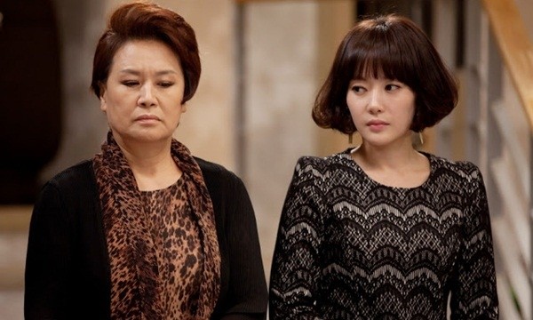 Suốt 10 năm nỗ lực làm dâu nhà hào môn trong nước mắt, tôi muốn ly hôn 