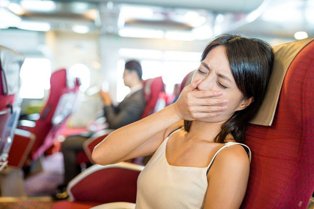 Mẹo đơn giản giúp bạn giảm say tàu xe