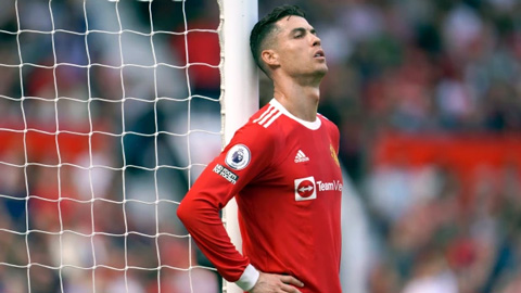TIN NÓNG: Ronaldo đề nghị MU cho phép ra đi