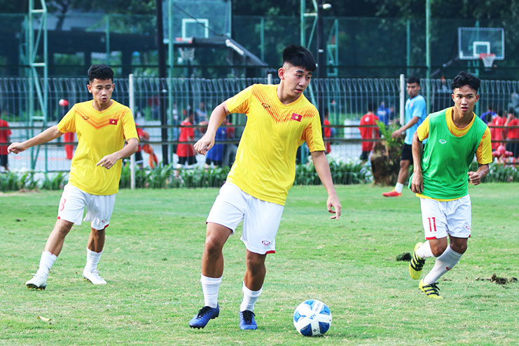 HLV Đinh Thế Nam: ‘U19 Việt Nam sẽ có điều chỉnh trước U19 Philippines’