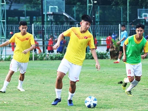 HLV Đinh Thế Nam: ‘U19 Việt Nam sẽ có điều chỉnh trước U19 Philippines’