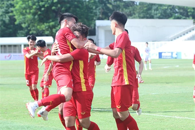 U19 Việt Nam đã sớm có bàn mở tỷ số từ phút thứ 4. Ảnh: Phan Hồng