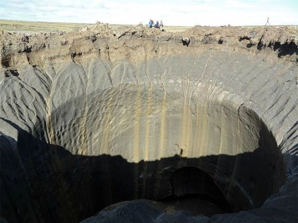 NASA chụp chi tiết lạ của nòng nọc khổng lồ ở Siberia: Các nhà khoa học lập tức cảnh báo - Ảnh 6.