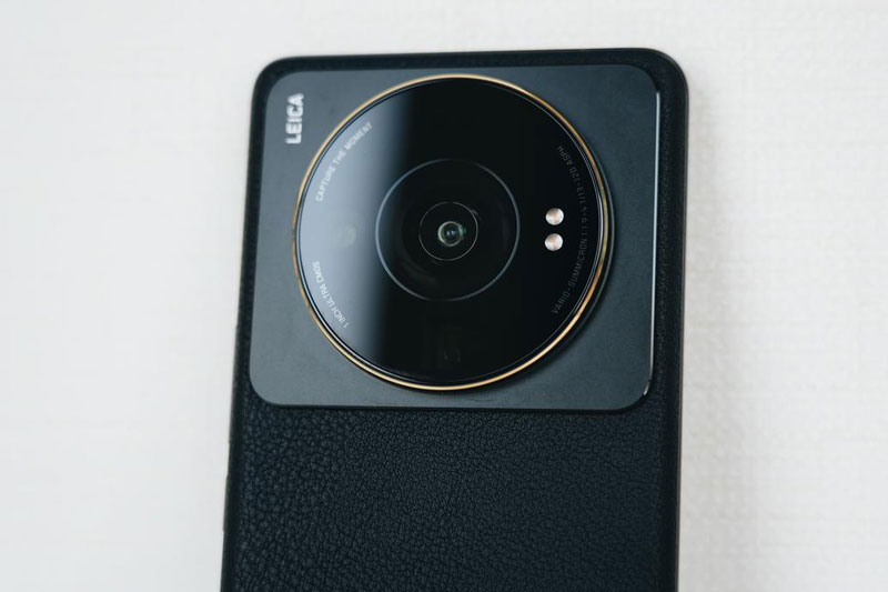 Smartphone cấu hình ‘siêu khủng’, camera siêu chất, chống nước, giá gần 21 triệu