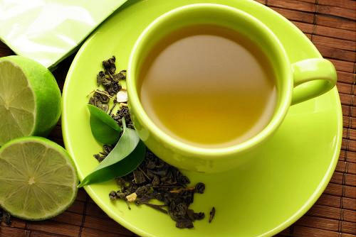 5 tác dụng phụ khi uống trà xanh bạn phải biết