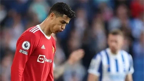 Ronaldo tiếp tục bỏ tập tại Man United