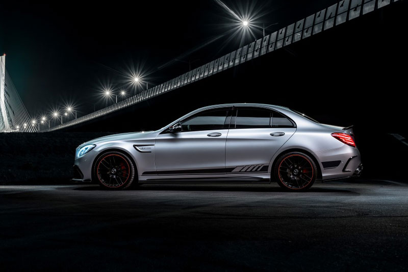 Cận cảnh Mercedes-AMG C63 Final Edition mạnh 612 mã lực