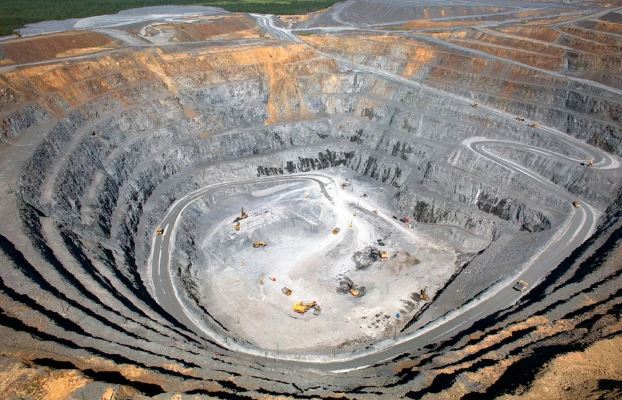 Vừa tìm ra mỏ đất hiếm 'trời cho', đủ để thế giới dùng trong 1.000 năm: Nước nào sở hữu?