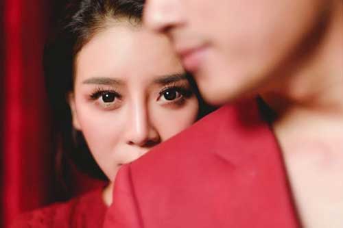 Phụ nữ thông minh sẽ làm 3 điều này để giữ chân đàn ông, có "ăn gan hùm" anh ta cũng không dám đi ngoại tình