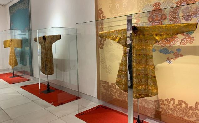 Kh&#xE1;m ph&#xE1; Y quan tri&#x1EC1;u Nguy&#x1EC5;n