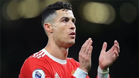 MU chấp nhận để Ronaldo ra đi