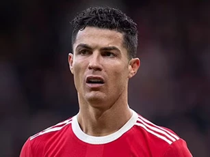 Ronaldo bỏ tập buổi thứ 3, khó dự tour du đấu hè với MU