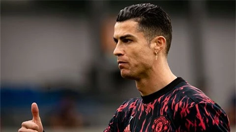 Ronaldo thoát án phạt khi bỏ lỡ tour du đấu của MU