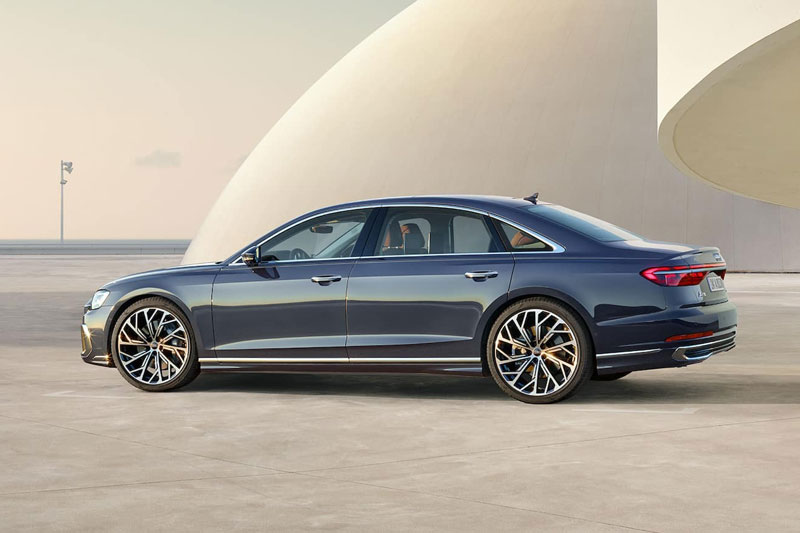 Khám phá sedan hạng sang Audi A8 L 2022 vừa ra mắt ở Việt Nam