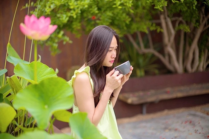 Nhà Hoa hậu Dương Mỹ Linh ở Mỹ: Tràn ngập hoa trái khiến fan thích thú