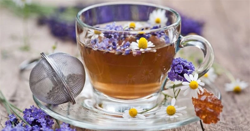 Lợi ích sức khỏe tuyệt vời của trà hoa oải hương