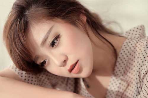 Sốc khi phát hiện chồng có con riêng với... chị "kết nghĩa"