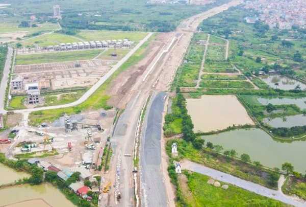 Đầu tư bất động sản "ăn theo" đường vành đai 4: Cảnh báo rủi ro tiềm ẩn