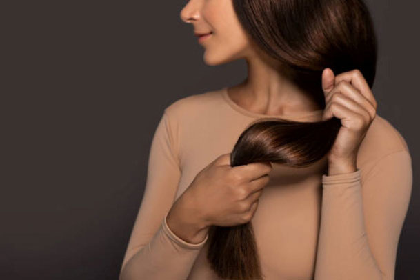 6 bí kíp biến mái tóc khô xơ trở nên chắc khỏe, bóng mượt