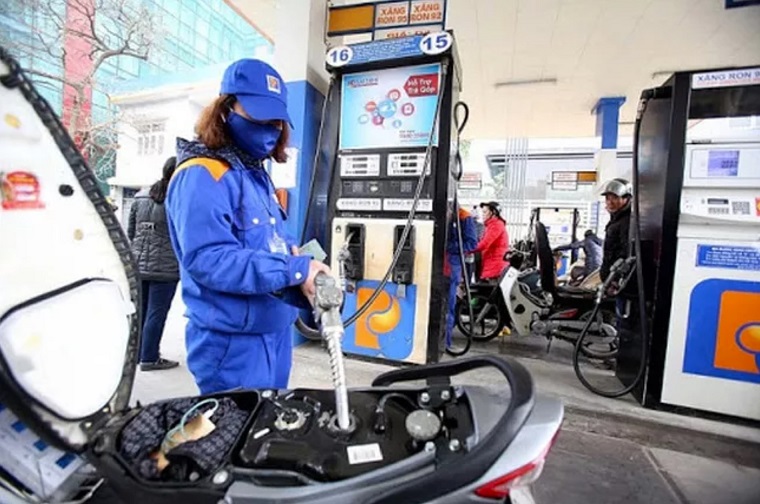 Giá xăng dầu sẽ giảm mạnh từ 0h ngày mai (11/7)?