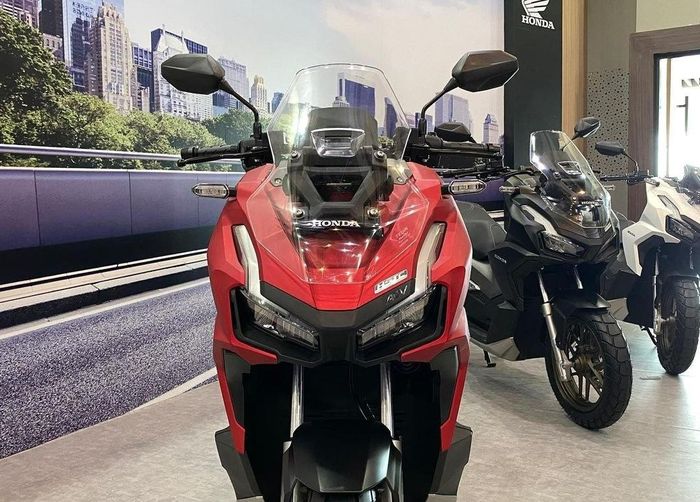 Khám phá Honda ADV 160, có hệ thống kiểm soát lực kéo