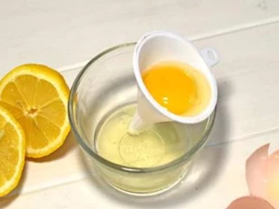Xóa sổ mụn trứng cá chỉ bằng cách dùng chanh