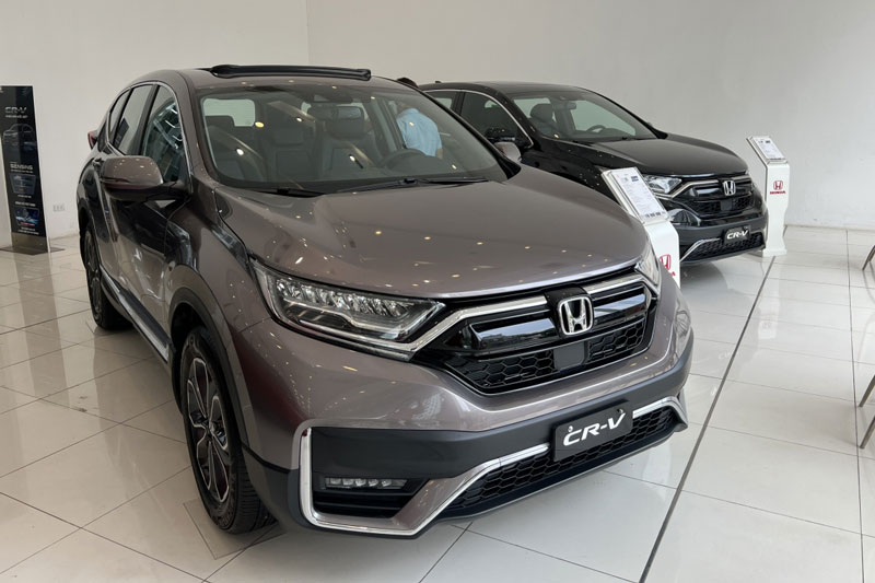 Đầu tháng 7, nhiều mẫu ô tô giảm giá cả trăm triệu đồng