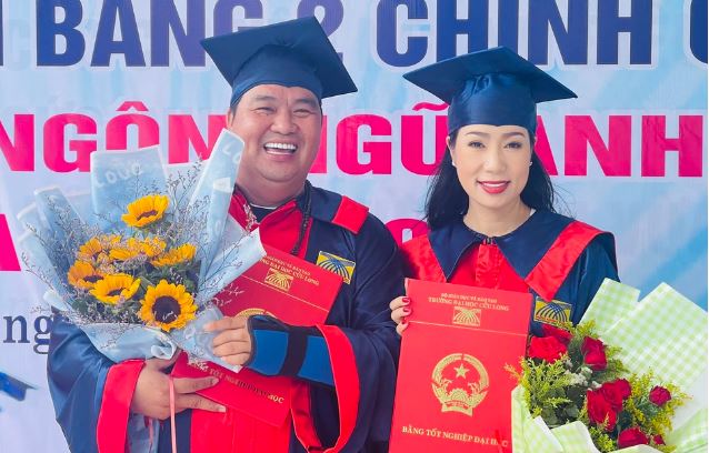 Tốt nghiệp đại học ngành ngôn ngữ ở tuổi 51, Hoàng Mập: Tôi học để làm gương cho con cái