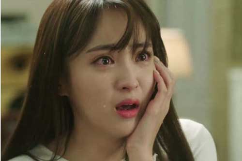 Nhận cú tát như trời giáng của chồng vì bí mật thời sinh viên vào đúng ngày cưới