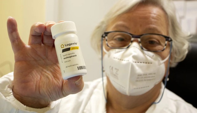 Trung Quốc có thêm ca mắc mới, nhiều nước đối mặt làn sóng COVID-19 do biến thể phụ