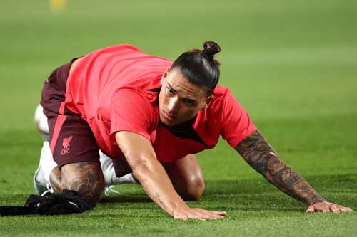 Darwin Nunez chấn thương, vắng mặt trận Man United vs Liverpool?