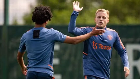 Với HLV Ten Hag, vai trò của Van de Beek trở nên rõ nét hơn
