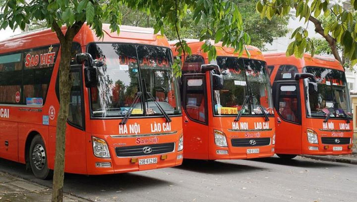 Xăng giảm sâu 3.000 đồng/lít, doanh nghiệp vận tải vẫn canh cánh nỗi lo