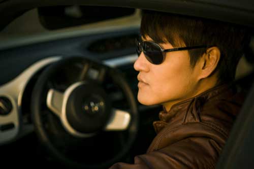 Người yêu cũ của tôi sắp làm vợ bạn thân, tôi có nên tiết lộ bí mật động trời của cô ấy