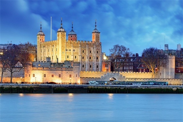 7 lâu đài cổ kính đẹp nhất tại Vương quốc Anh 10