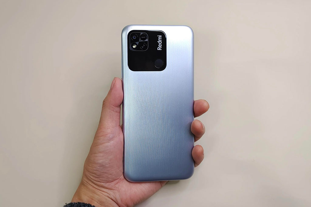 Đánh giá smartphone rẻ nhất của Xiaomi tại Việt Nam