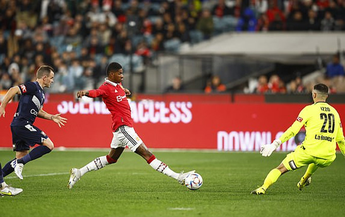 Ngược dòng hạ Melbourne, MU thắng trận thứ 2 liên tiếp thời Ten Hag