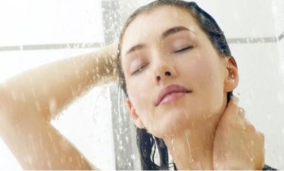 Bí quyết chăm sóc sức khỏe thời điểm giao mùa