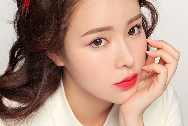 Điều bạn phải ghi nhớ trước khi trang điểm