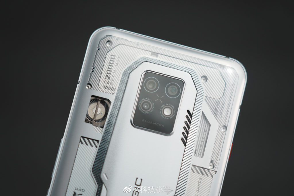 Smartphone mạnh bậc nhất thế giới, màn hình 120Hz, sạc 125W, giá hấp dẫn