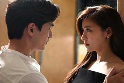 5 năm nhìn vợ ngoại tình, tôi phải cắn răng chịu đựng chỉ vì một tội lỗi không thể tha thứ