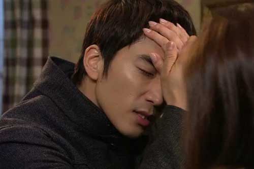 Vừa ly hôn, biết tôi để hết tài sản cho vợ cũ, bồ hét vào mặt: "Anh đúng là đồ ngu"