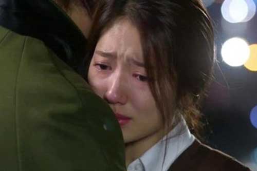 Đêm tân hôn, tôi chết điếng người khi vừa chạm tay vào chồng, để rồi bàng hoàng khi nghe anh thú nhận