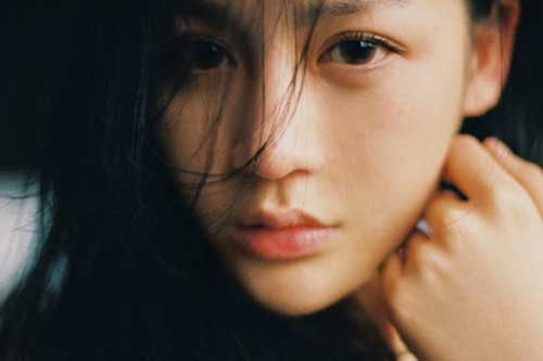 Chia tay xong vợ chồng tôi vẫn ở chung nhà, đêm nào anh cũng "mon men" bắt tôi phải "chiều"