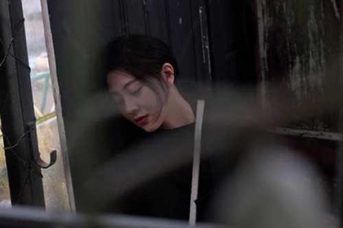 Chỉ tắt đèn mới cho tôi yêu và bí mật động trời của vợ