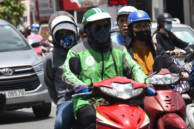 Tăng giá cước, Grab vẫn lỗ 