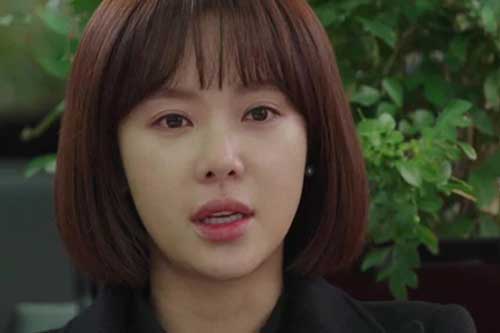 Xa chồng, tôi đến tìm để khiến anh bất ngờ, ai ngờ chết đứng trước cảnh chồng và cô hàng xóm...