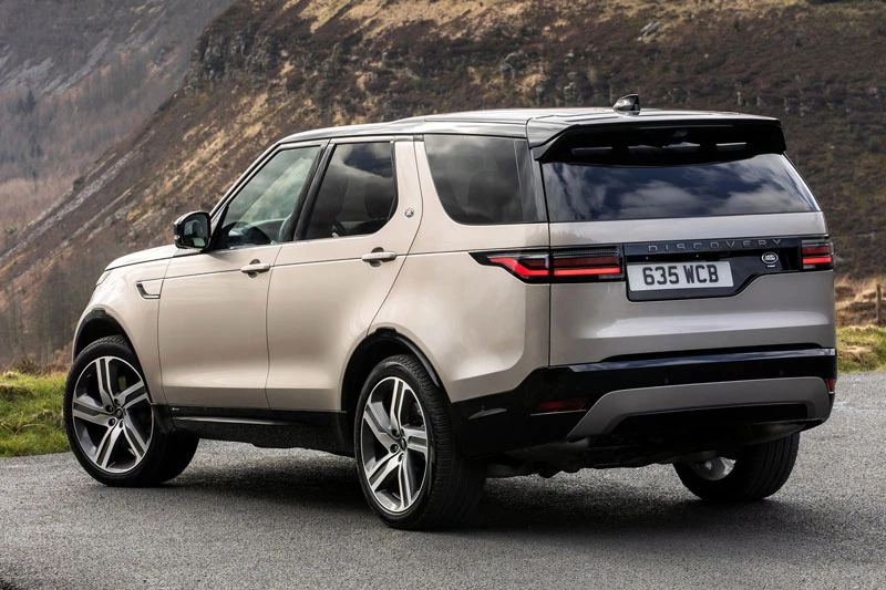 5. Land Rover Discovery.
