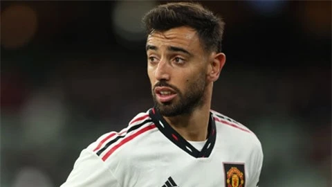 Bruno Fernandes ngầm ám chỉ Man United mạnh hơn khi không có Ronaldo