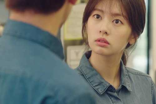 Tức phát khóc khi phát hiện chồng giấu vài trăm triệu quỹ đen đưa hết về cho nhà nội